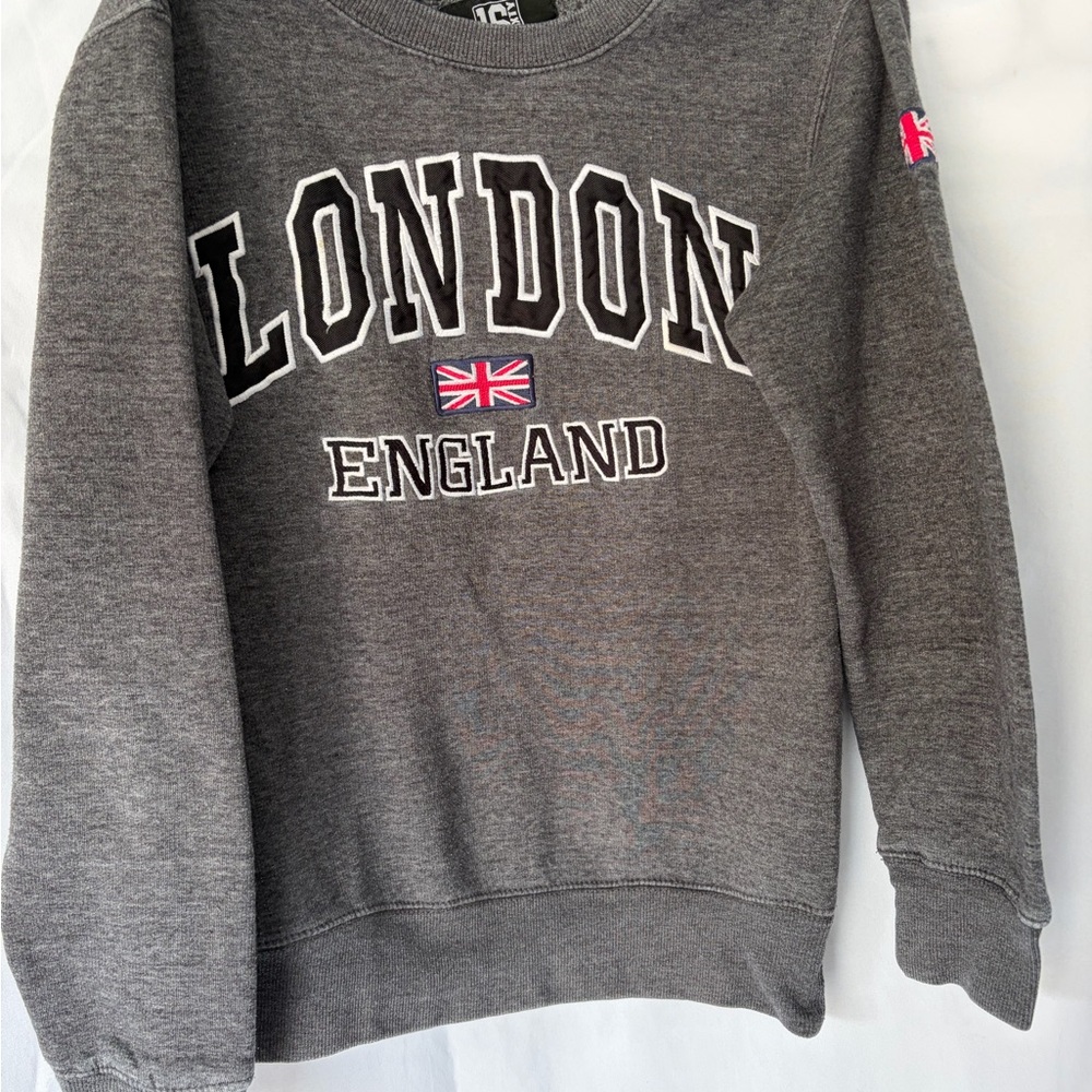 London England Crewneck Sweatshirt - Gray